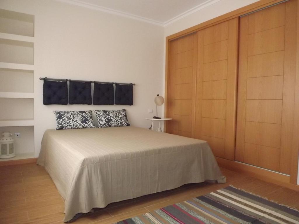 Entrecubos Guesthouse Olhão Camera foto